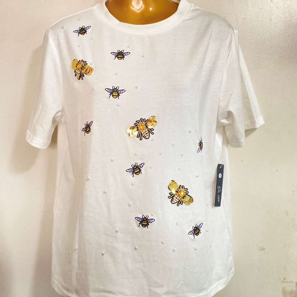 On 12th NWTS White T-Shirt with Bee Embroidery